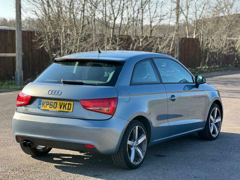 
								Audi full									