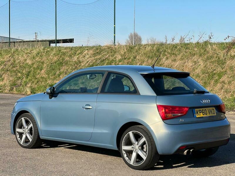 
								Audi full									