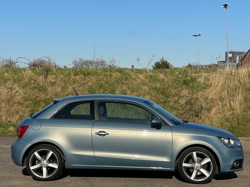 
								Audi full									