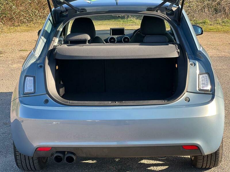 
								Audi full									