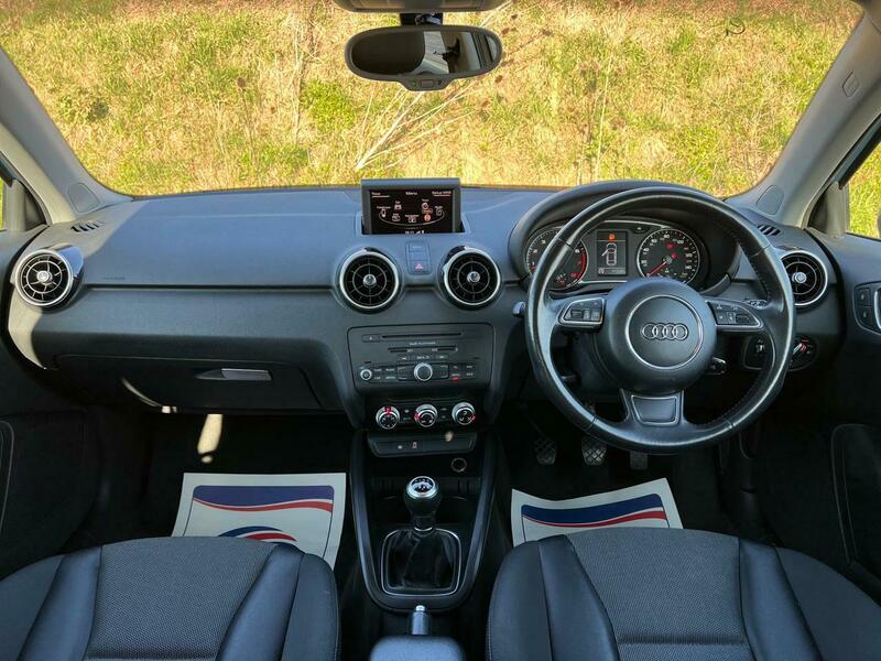 
								Audi full									