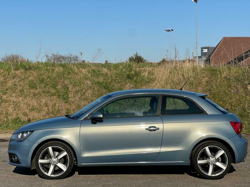 
								Audi full									
