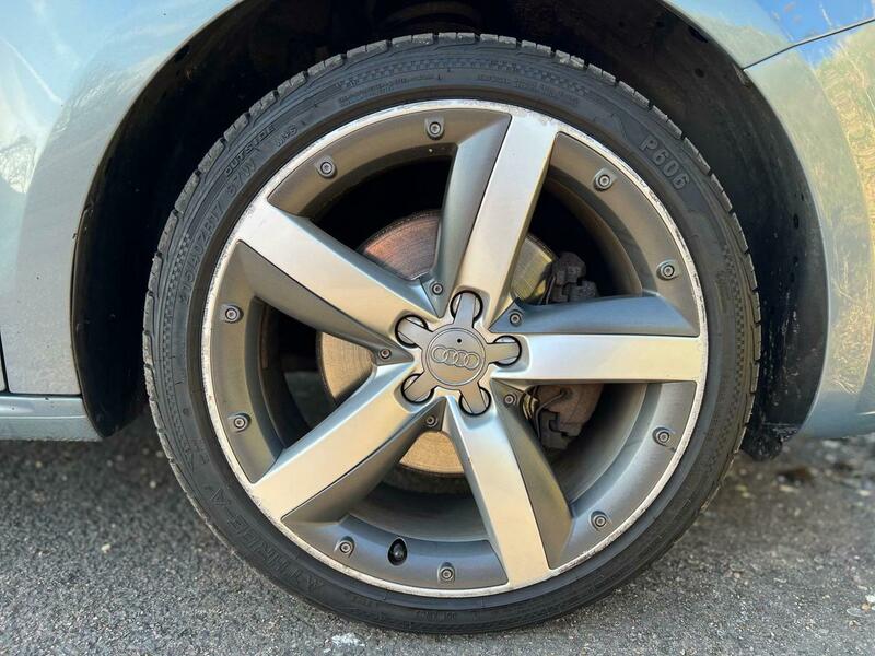 
								Audi full									